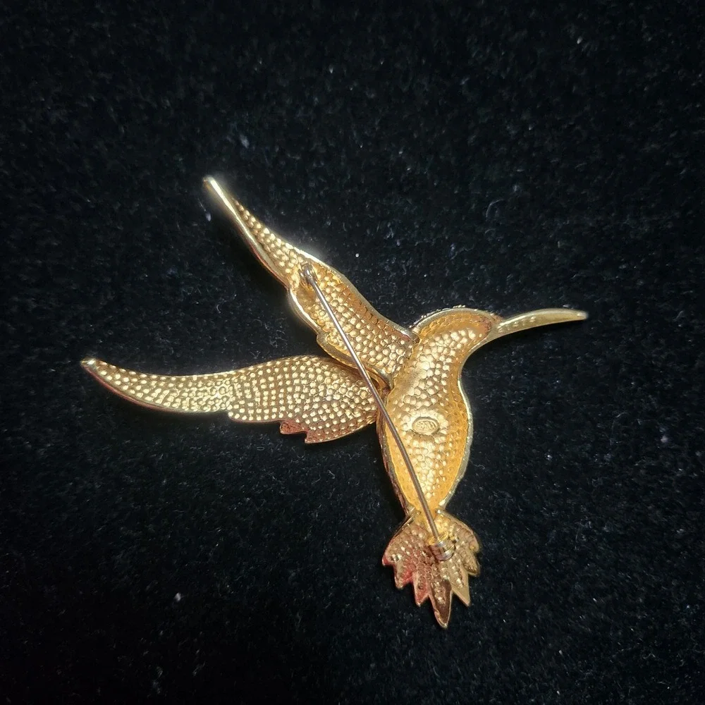 Sphinx  Hummingbird Brooch Gold‎ Tone Rhinestone Enamel Bird  Red Blue Green